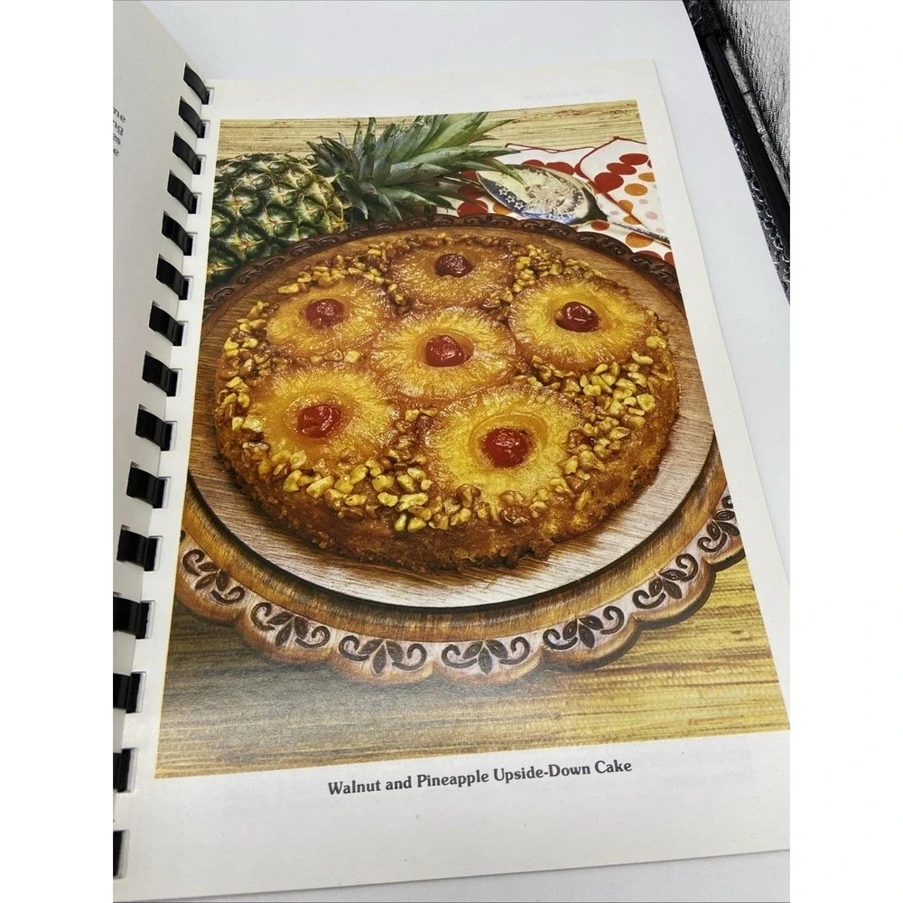 Cook'n Ca'jun Water Smoker Cookbook‎ Recipes for Grill 1984 Sondra Hester Spiral